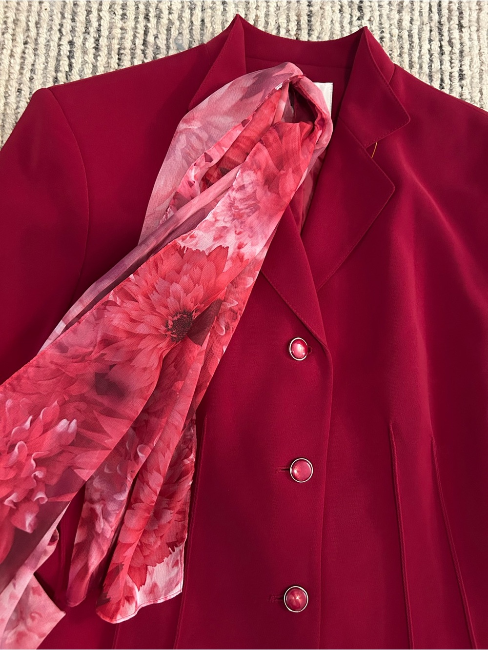 Kasper Women’s Size 8 Magenta Skirt Suit With Floral Scarf Career Church wedding - Picture 3 of 12